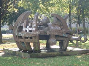 A sculpture in Sigmund-Freud Park across from the Votivkirche
