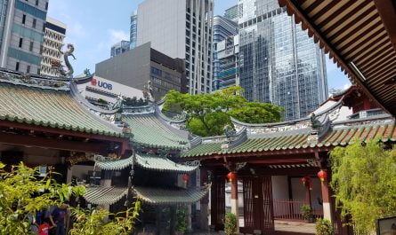 20170517_105033 - Thian Hock Keng is surrounded by modern buildings